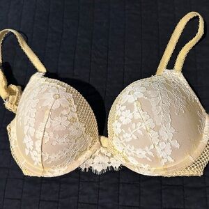 Victoria’s Secret Dream Angel padded push-up lace & mesh bra. 34D